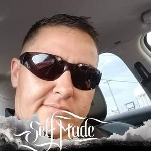 Meet your Posher, Chuck